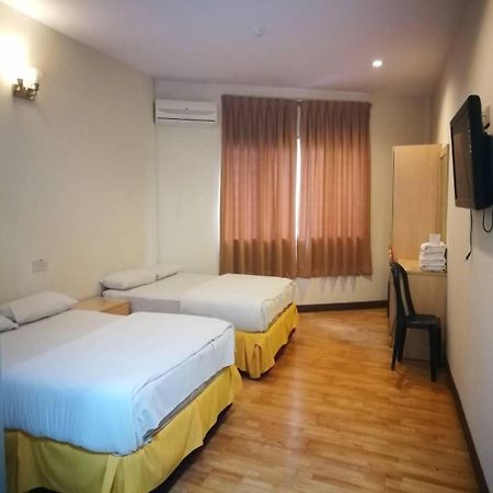 Fresh Hotel Bercham Ипох Екстериор снимка