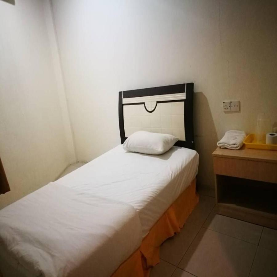 Fresh Hotel Bercham Ипох Екстериор снимка